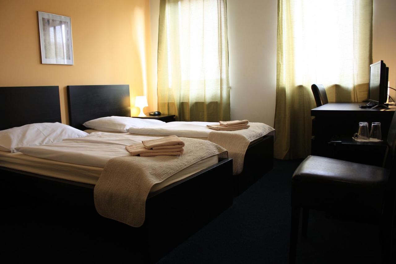 Hotel Premier Trnava Extérieur photo