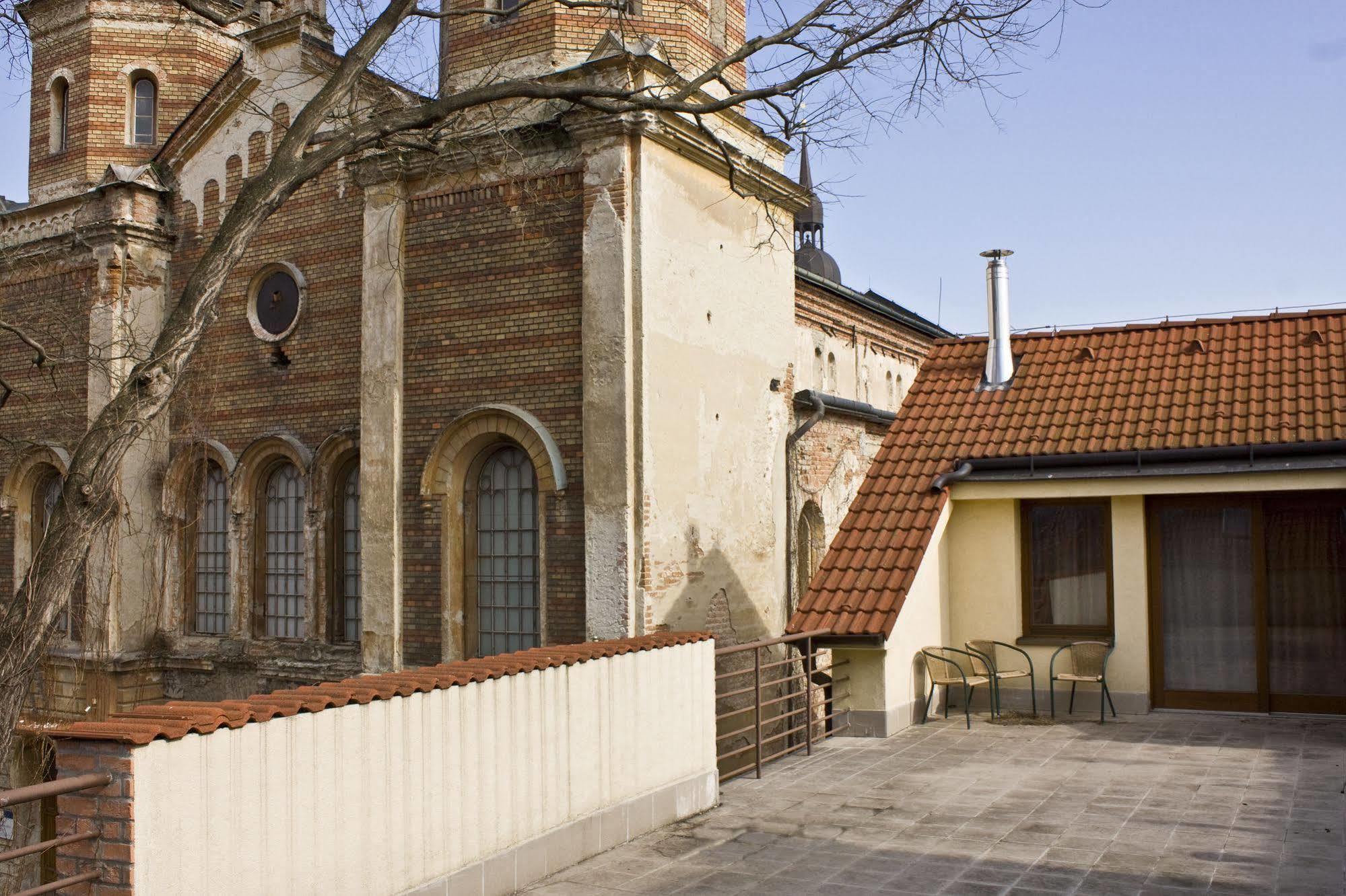 Hotel Premier Trnava Extérieur photo